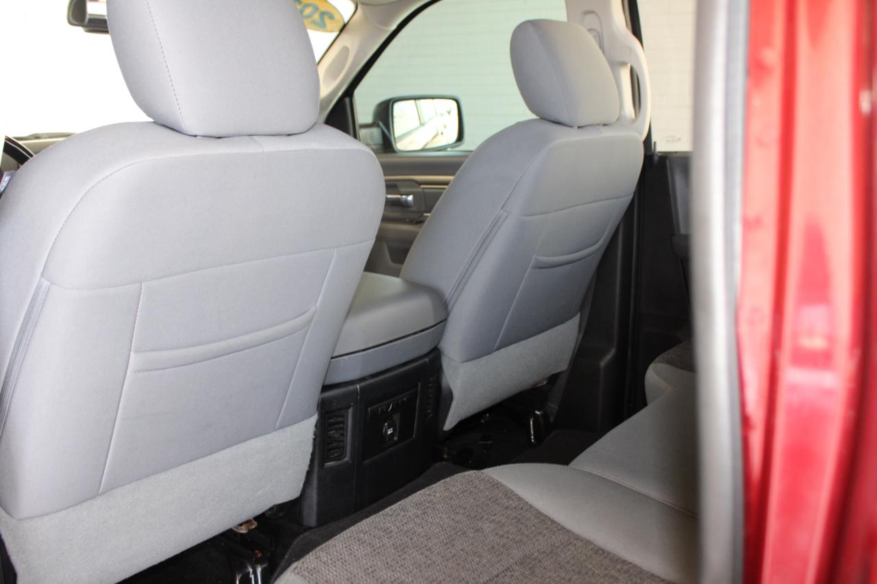 RAM 1500 2WD Crew Cab 140.5" Big Horn 2016