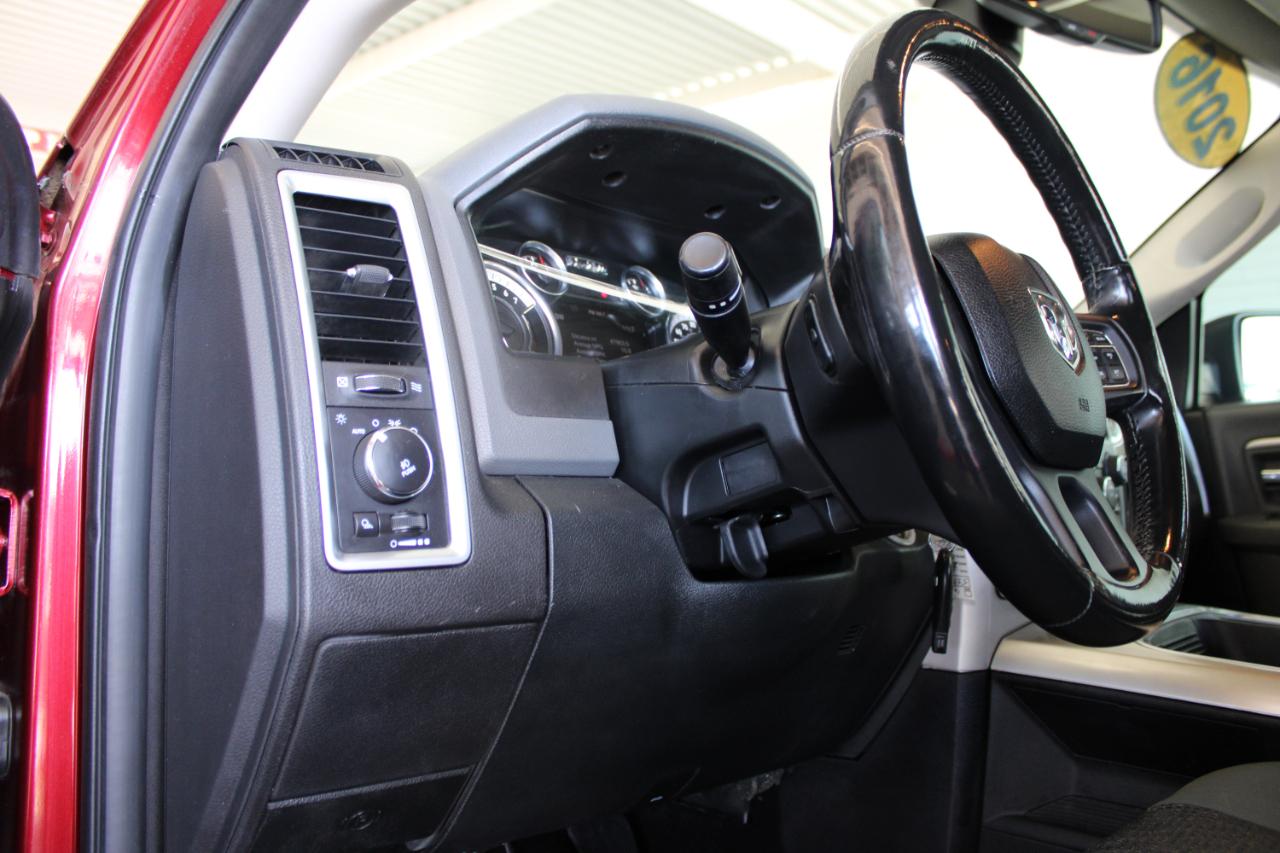 RAM 1500 2WD Crew Cab 140.5" Big Horn 2016