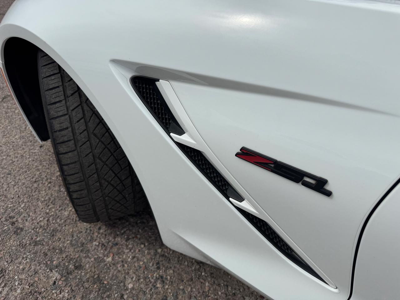 Chevrolet Corvette 2dr Stingray Z51 Cpe w/3LT 2016