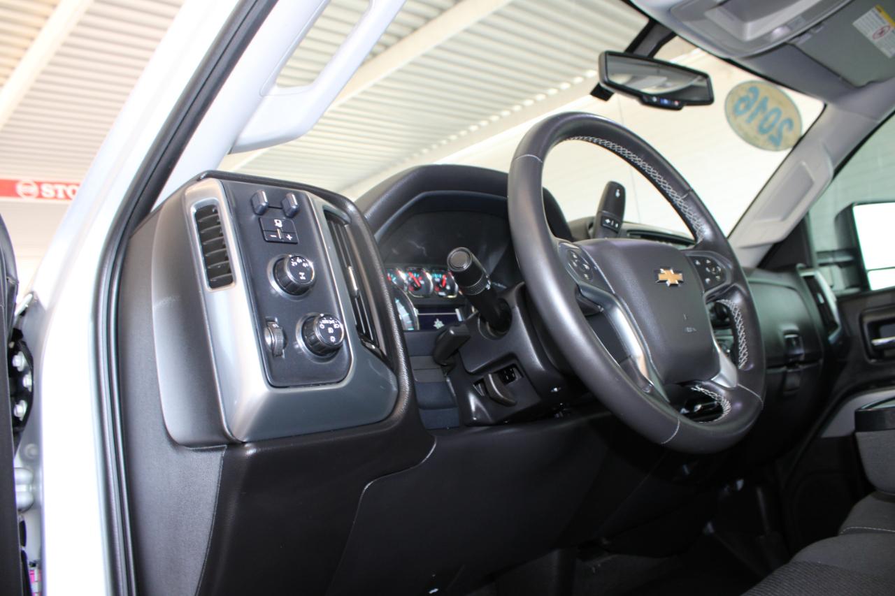 Chevrolet Silverado 3500HD 4WD Crew Cab 153.7" LT 2016