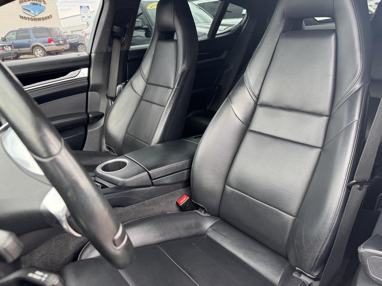 Porsche Panamera 4dr HB 4S Executive 2014