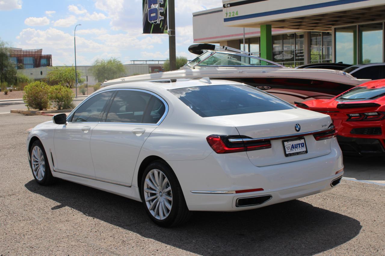 BMW 7 Series 740i Sedan 2020