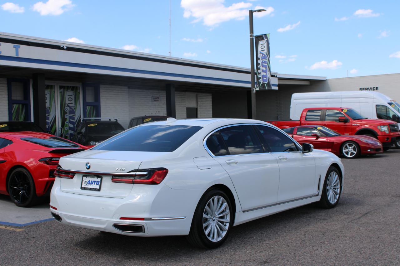 BMW 7 Series 740i Sedan 2020