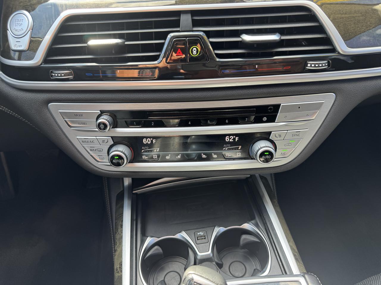 BMW 7 Series 740i Sedan 2020