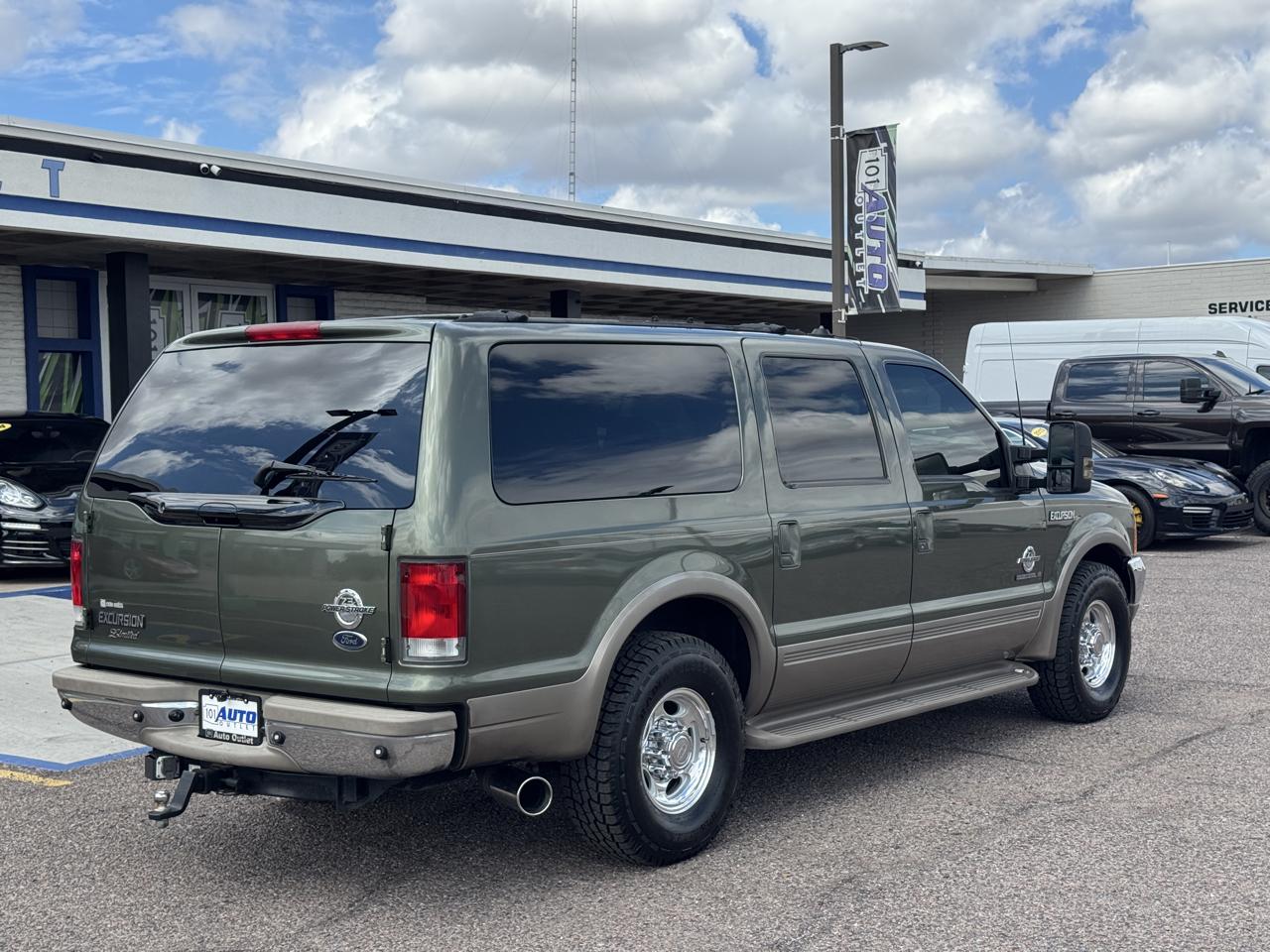 Ford Excursion 137" WB Limited 2001