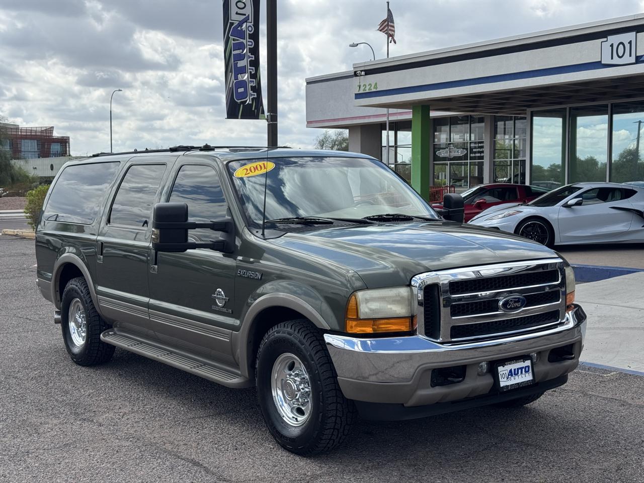 Ford Excursion 137" WB Limited 2001