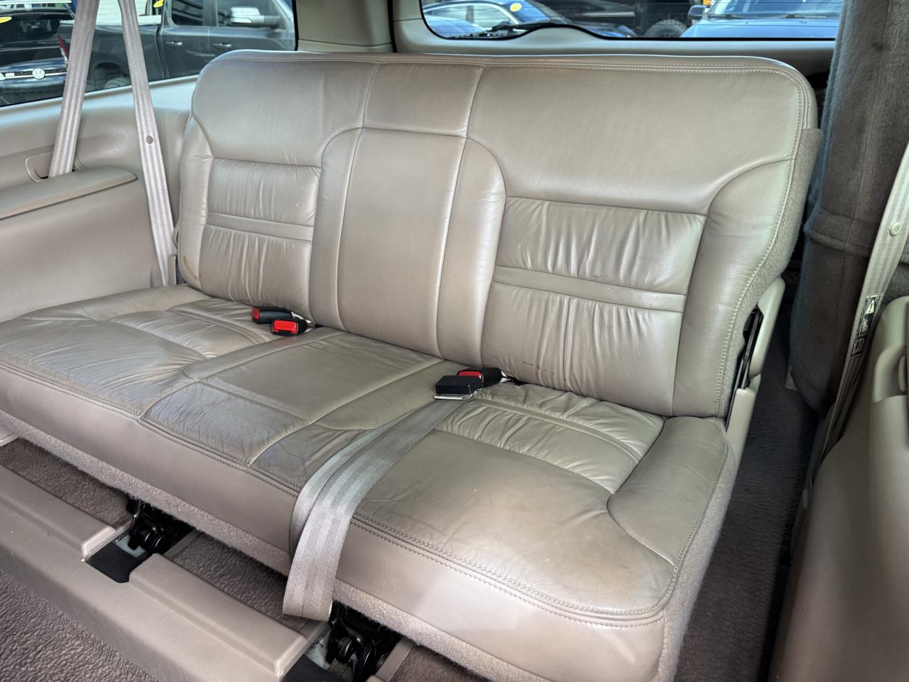 Ford Excursion 137" WB Limited 2001