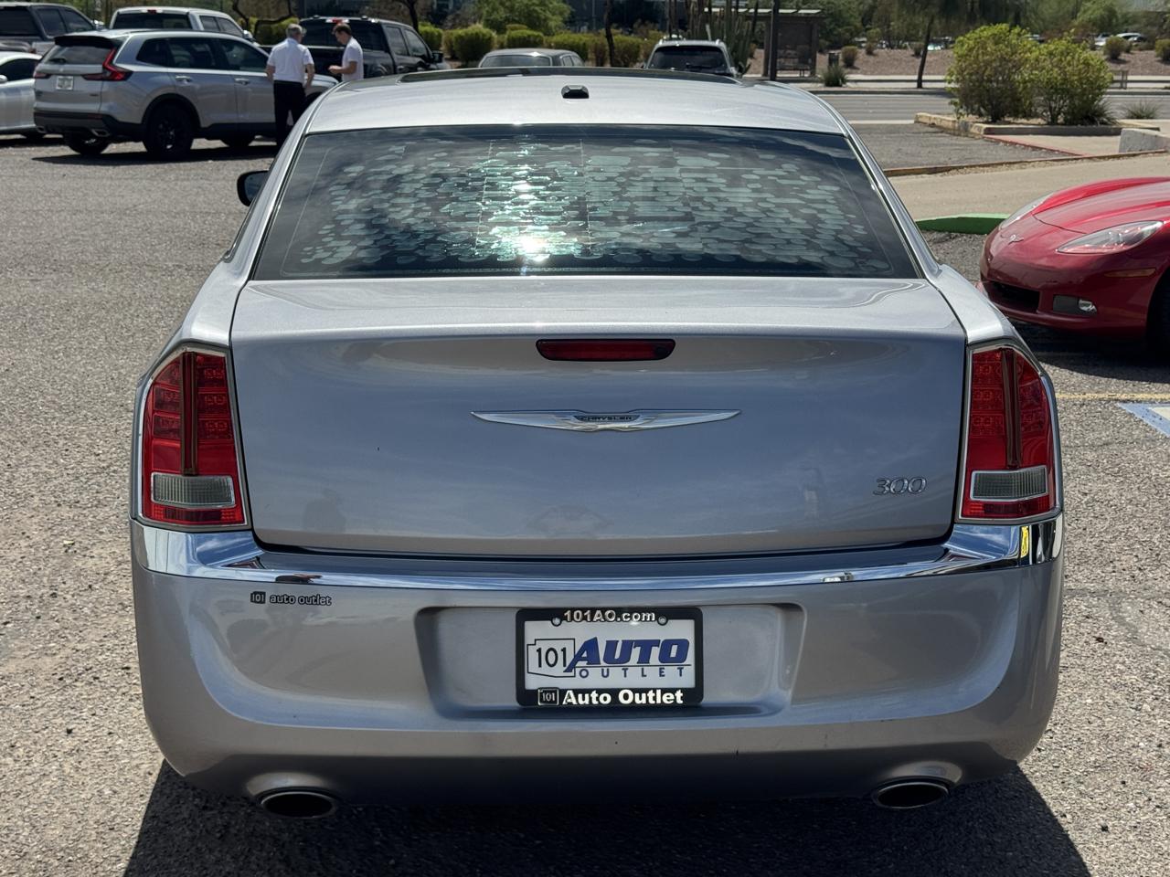 Chrysler 300 4dr Sdn RWD 2014