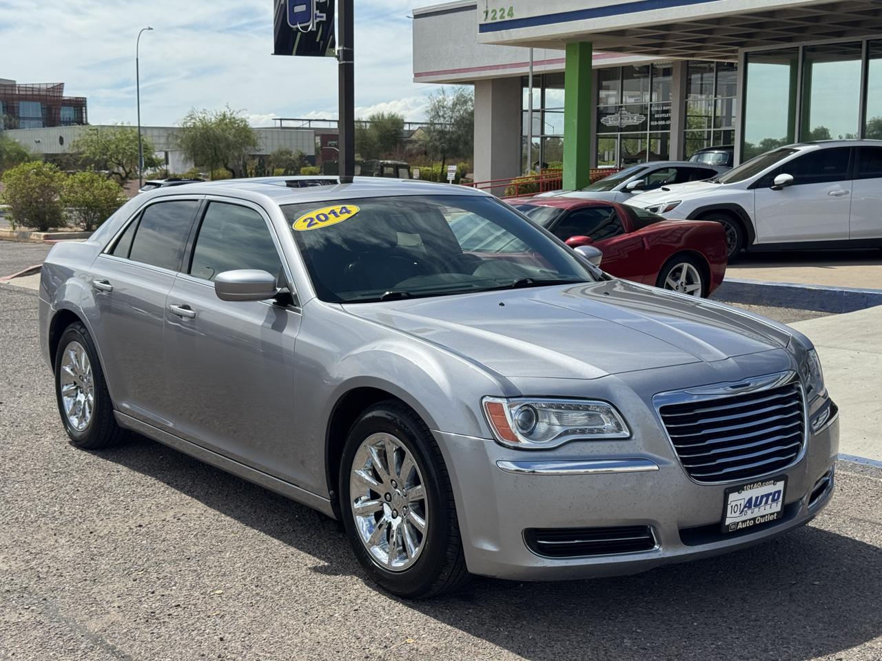 Chrysler 300 4dr Sdn RWD 2014