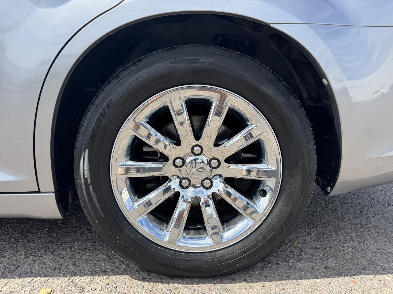 Chrysler 300 4dr Sdn RWD 2014