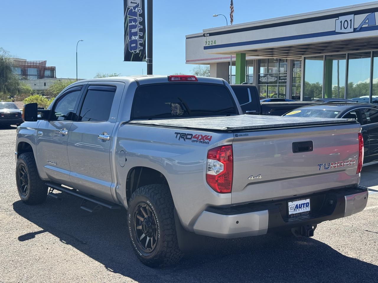 Toyota Tundra 4WD SR5 CrewMax 5.5' Bed 5.7L (Natl) 2019