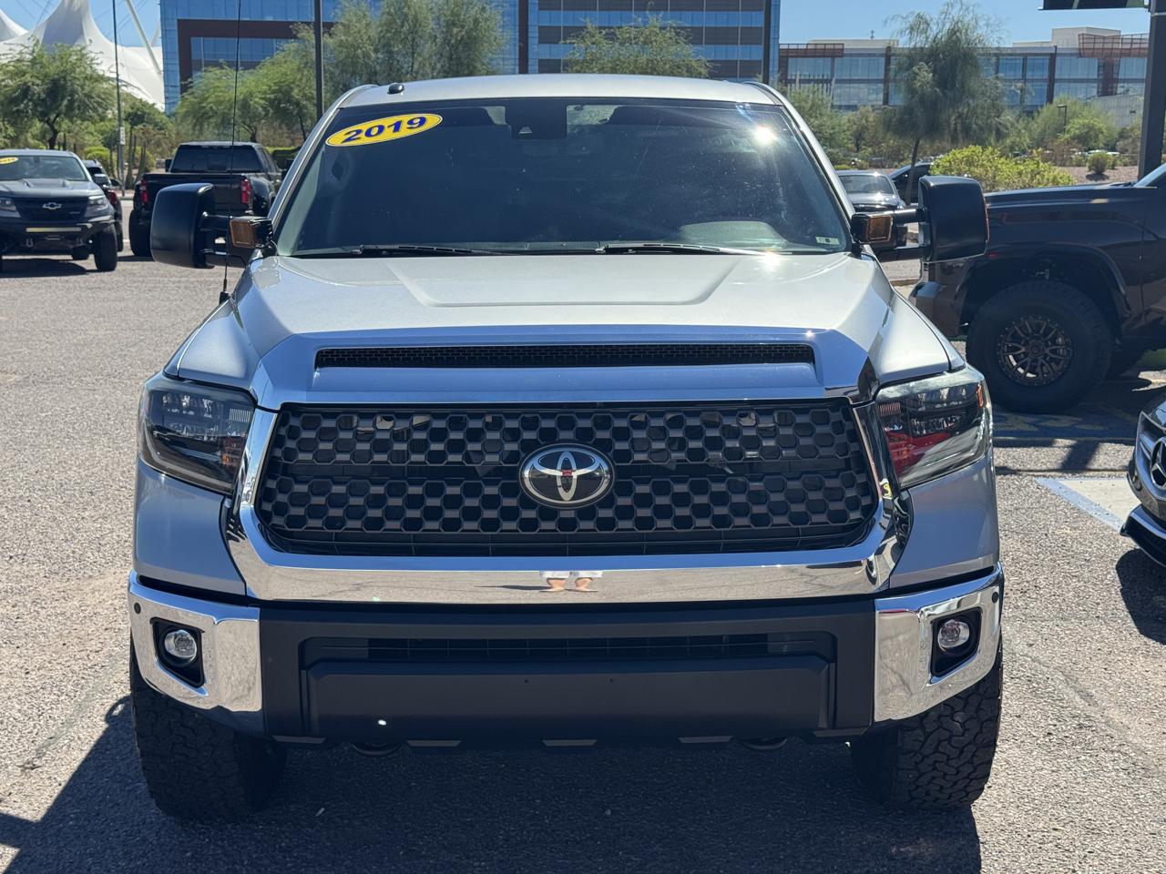 Toyota Tundra 4WD SR5 CrewMax 5.5' Bed 5.7L (Natl) 2019