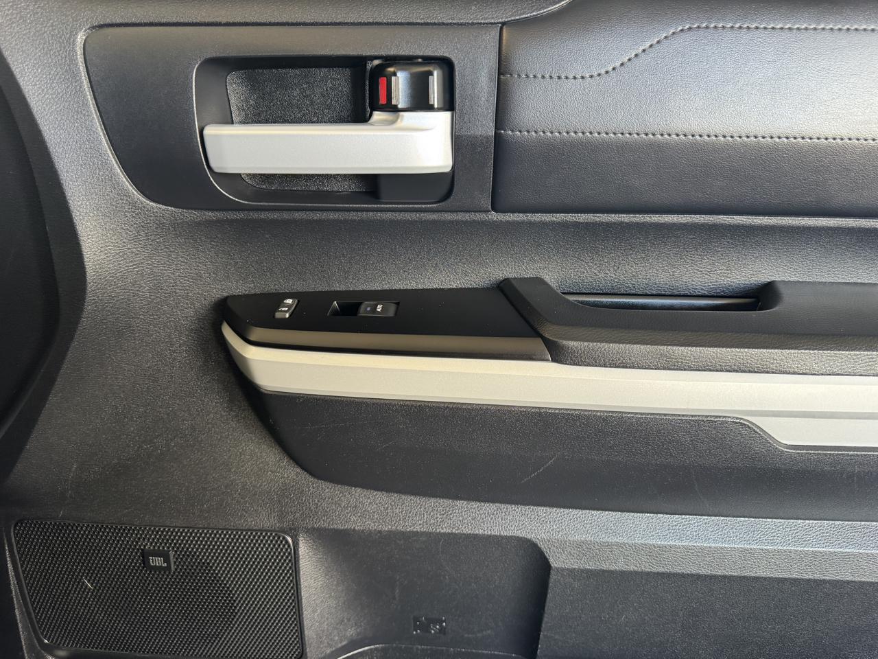 Toyota Tundra 4WD SR5 CrewMax 5.5' Bed 5.7L (Natl) 2019