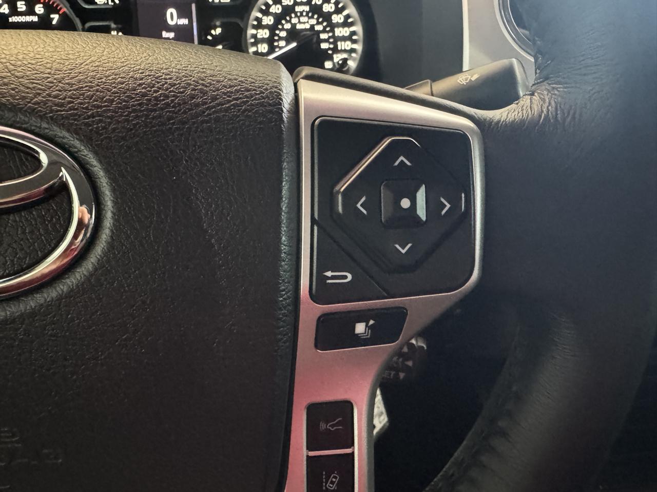 Toyota Tundra 4WD SR5 CrewMax 5.5' Bed 5.7L (Natl) 2019