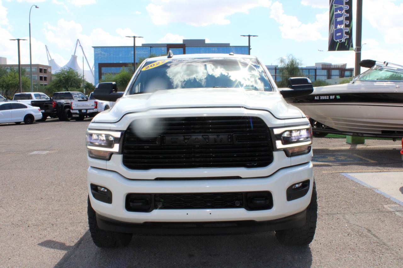 RAM 3500 Laramie 4x4 Crew Cab 8' Box 2022
