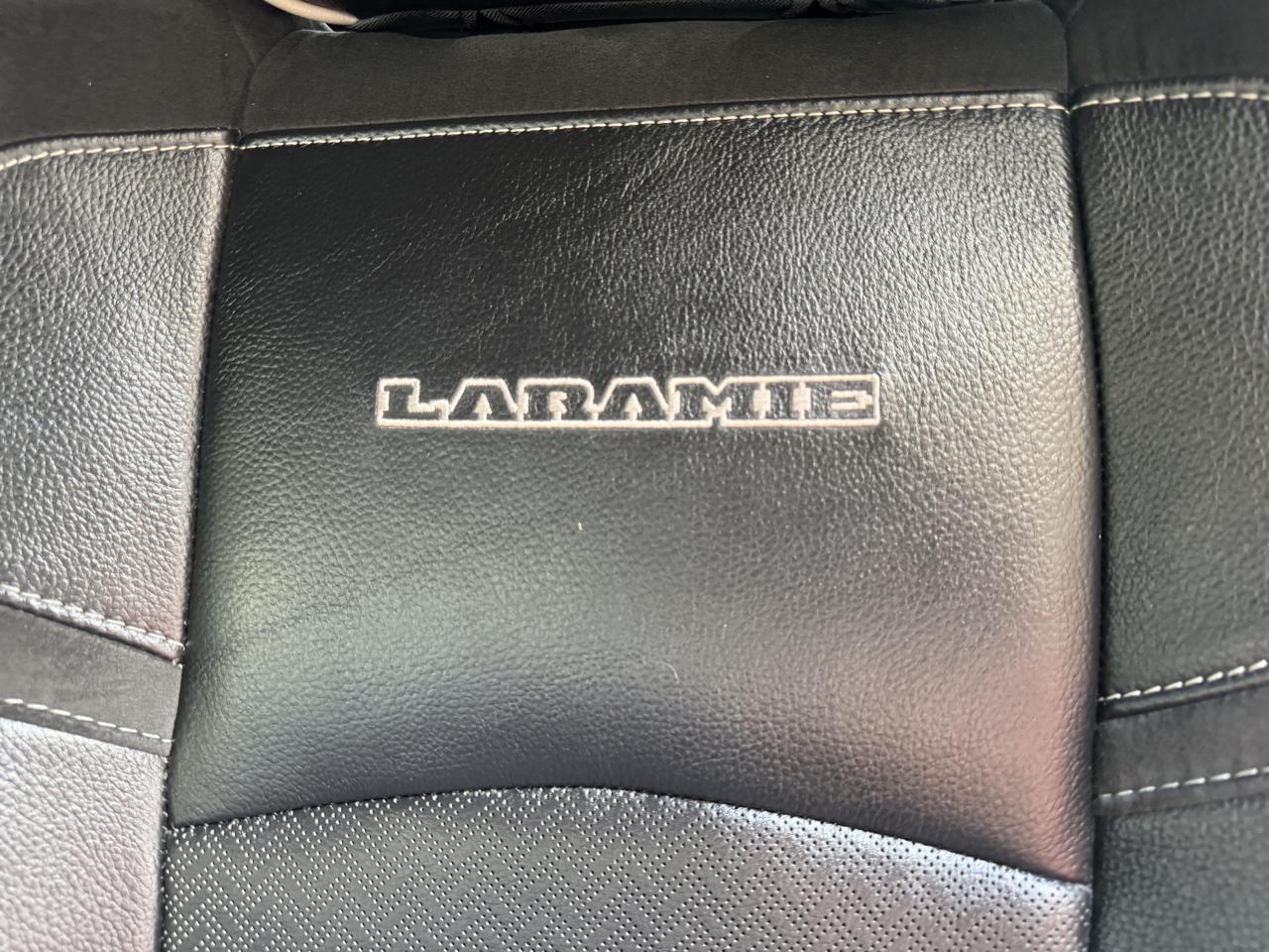RAM 3500 Laramie 4x4 Crew Cab 8' Box 2022
