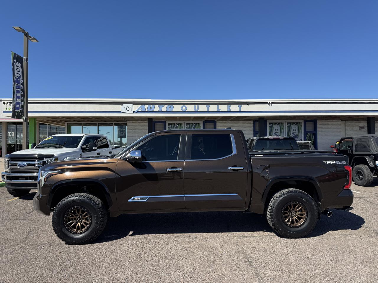 Toyota Tundra 4WD 1794 Edition CrewMax 5.5' Bed (Natl) 2024
