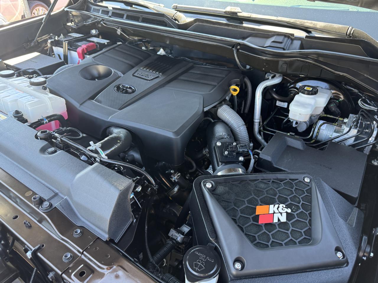 Toyota Tundra 4WD 1794 Edition CrewMax 5.5' Bed (Natl) 2024