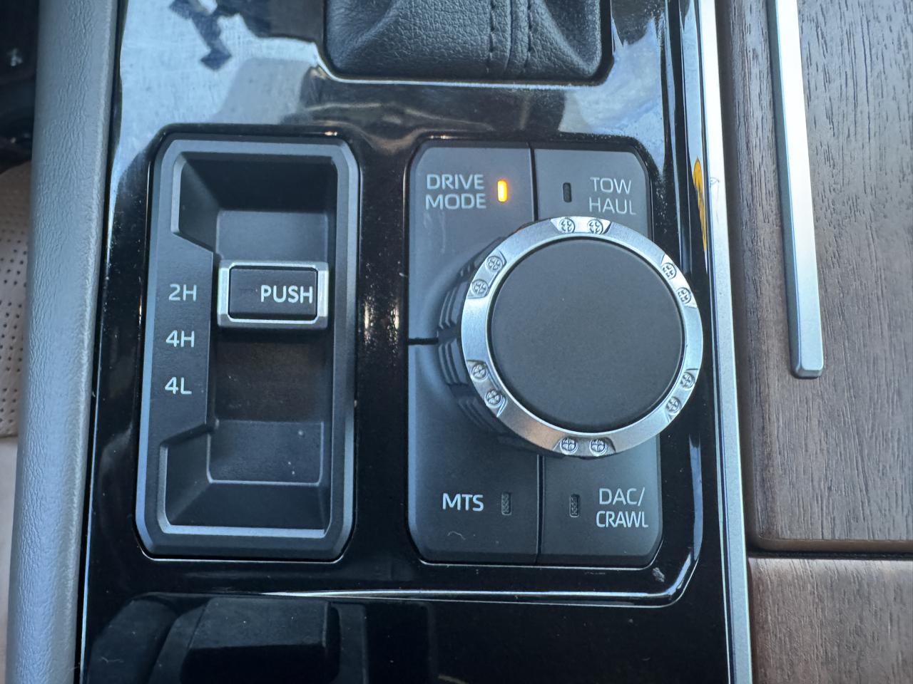 Toyota Tundra 4WD 1794 Edition CrewMax 5.5' Bed (Natl) 2024