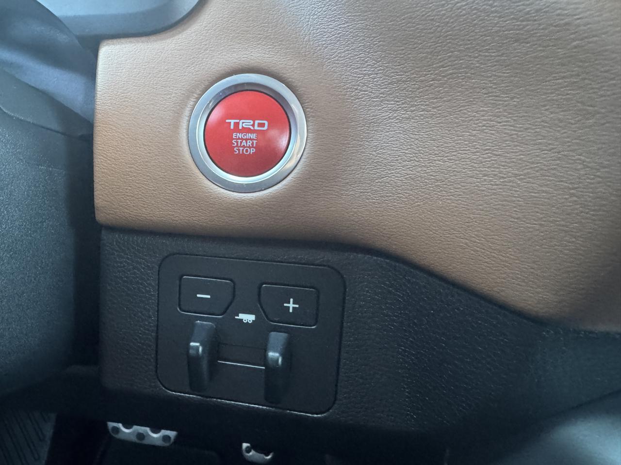 Toyota Tundra 4WD 1794 Edition CrewMax 5.5' Bed (Natl) 2024
