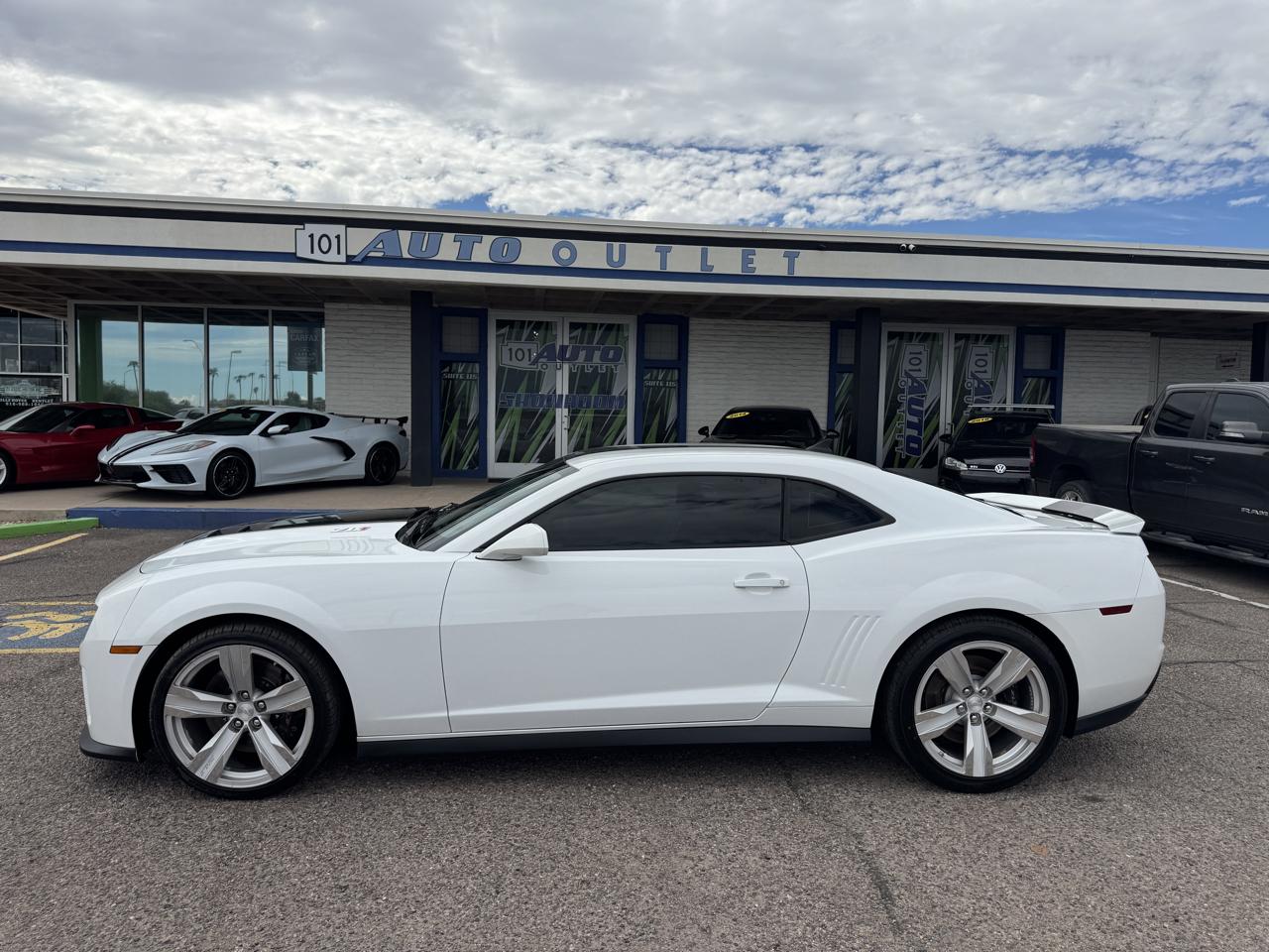 Chevrolet Camaro 2dr Cpe ZL1 2013