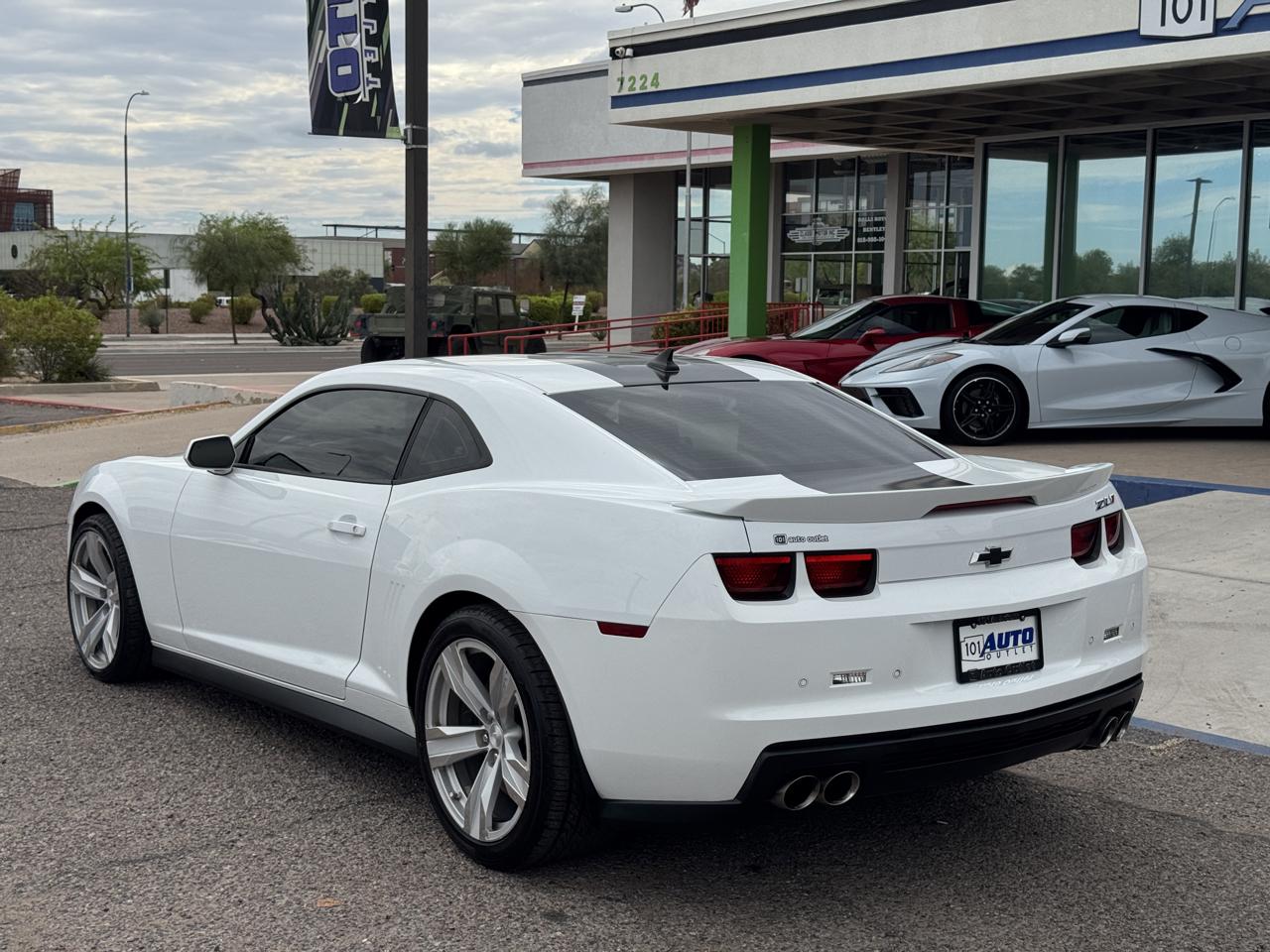 Chevrolet Camaro 2dr Cpe ZL1 2013