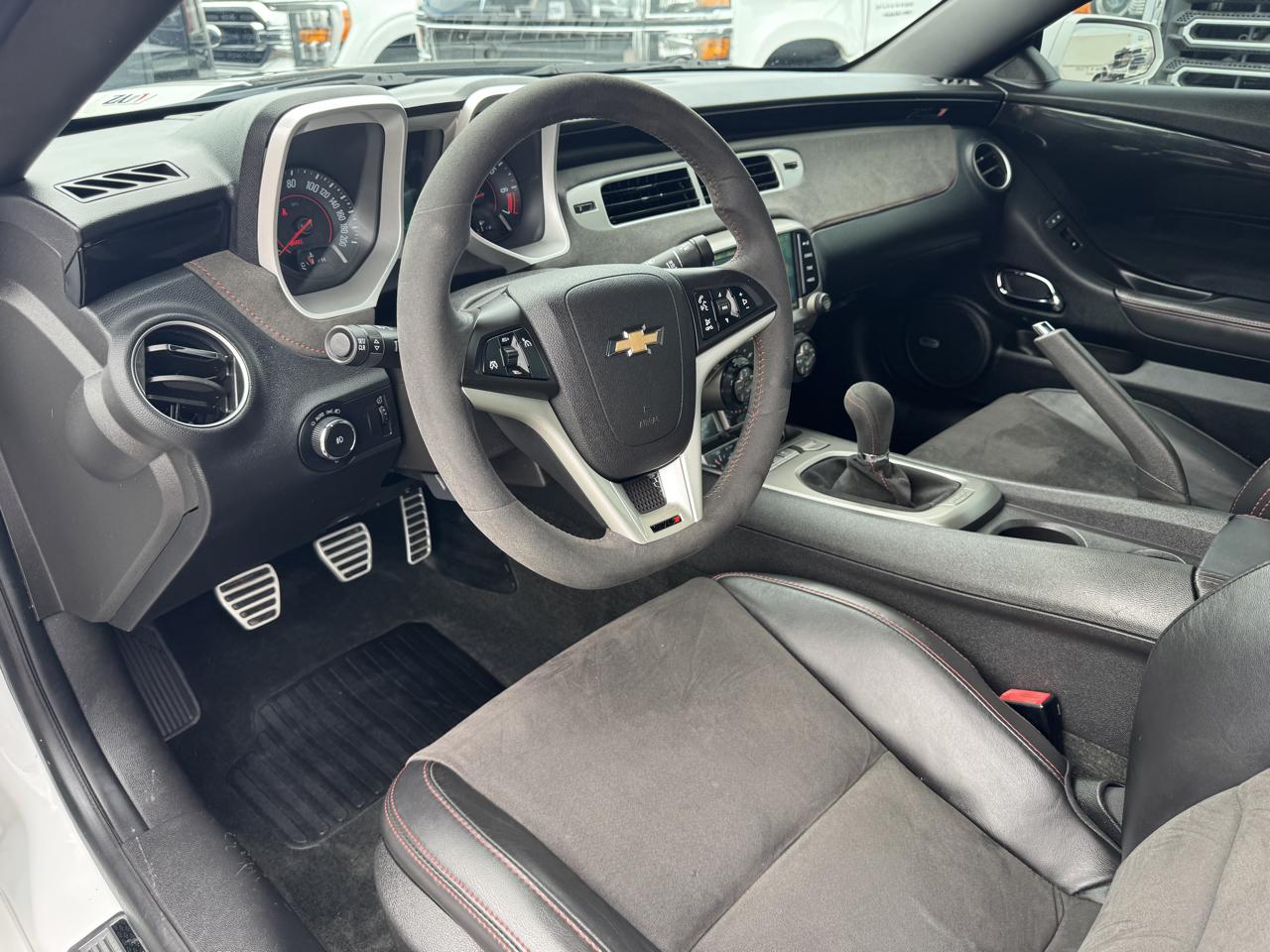 Chevrolet Camaro 2dr Cpe ZL1 2013