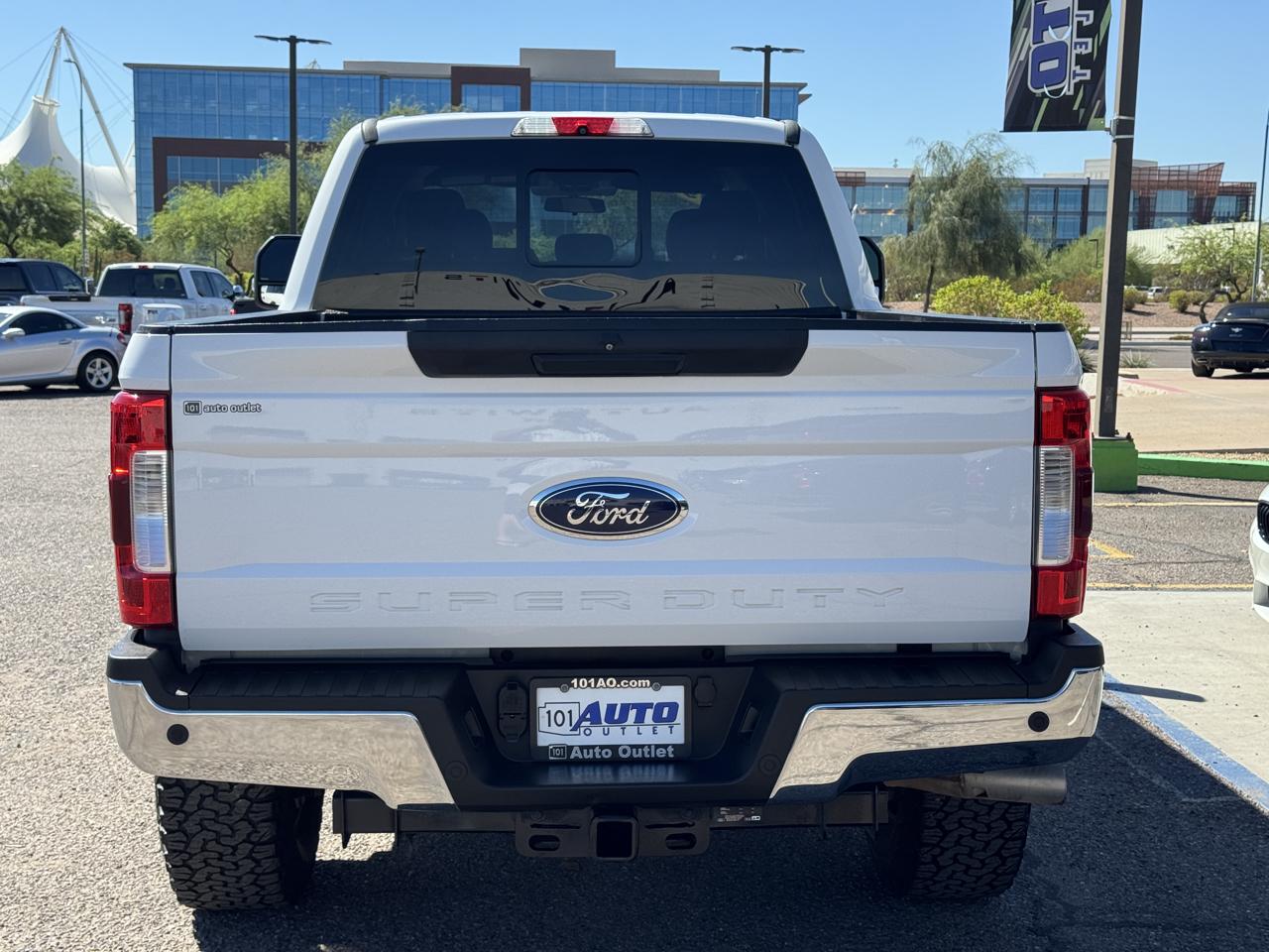 Ford Super Duty F-250 SRW 4WD Crew Cab 156" FX4 2019
