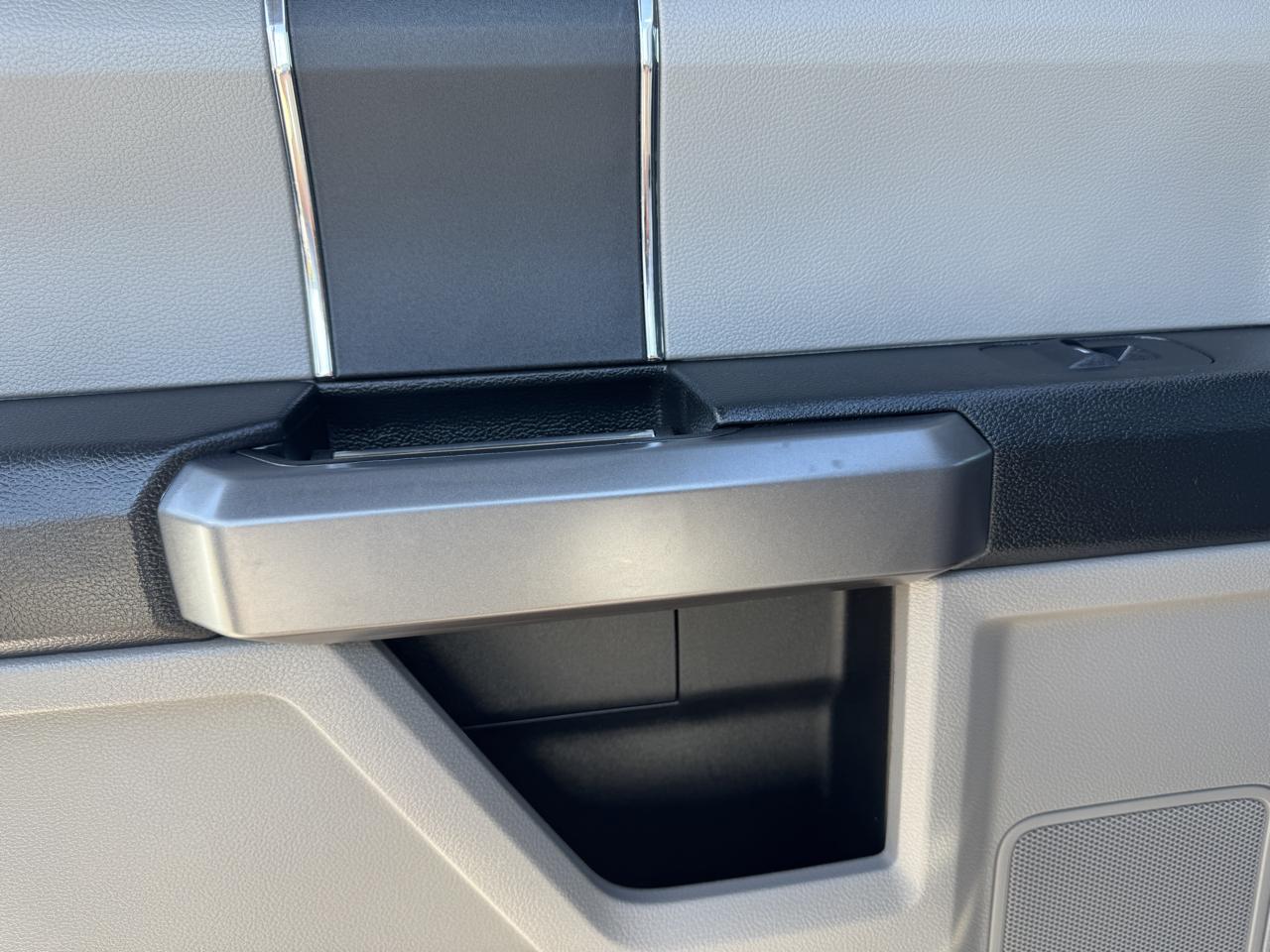 Ford Super Duty F-250 SRW 4WD Crew Cab 156" FX4 2019