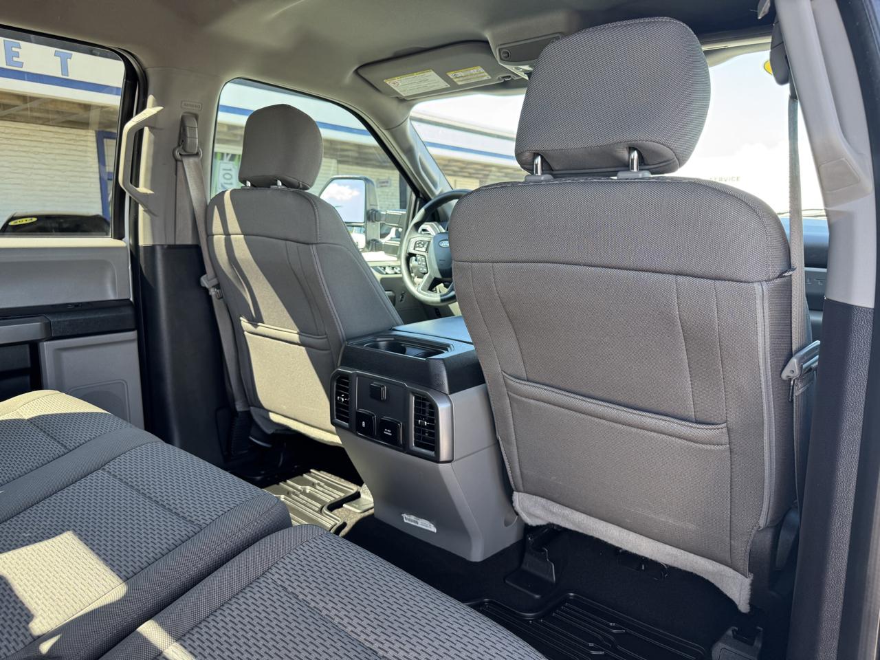Ford Super Duty F-250 SRW 4WD Crew Cab 156" FX4 2019