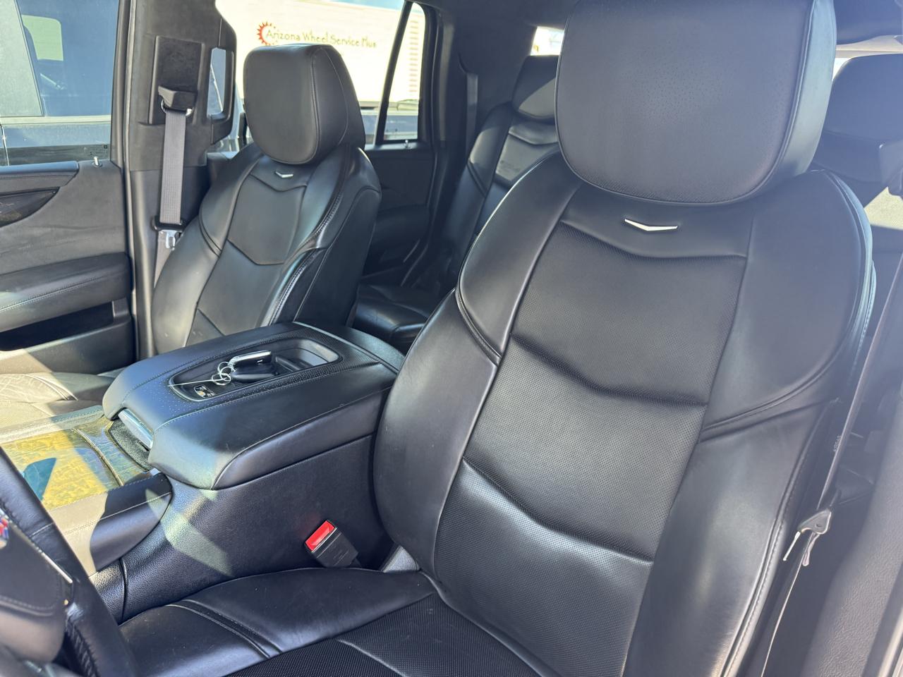 Cadillac Escalade 4WD 4dr Platinum 2016