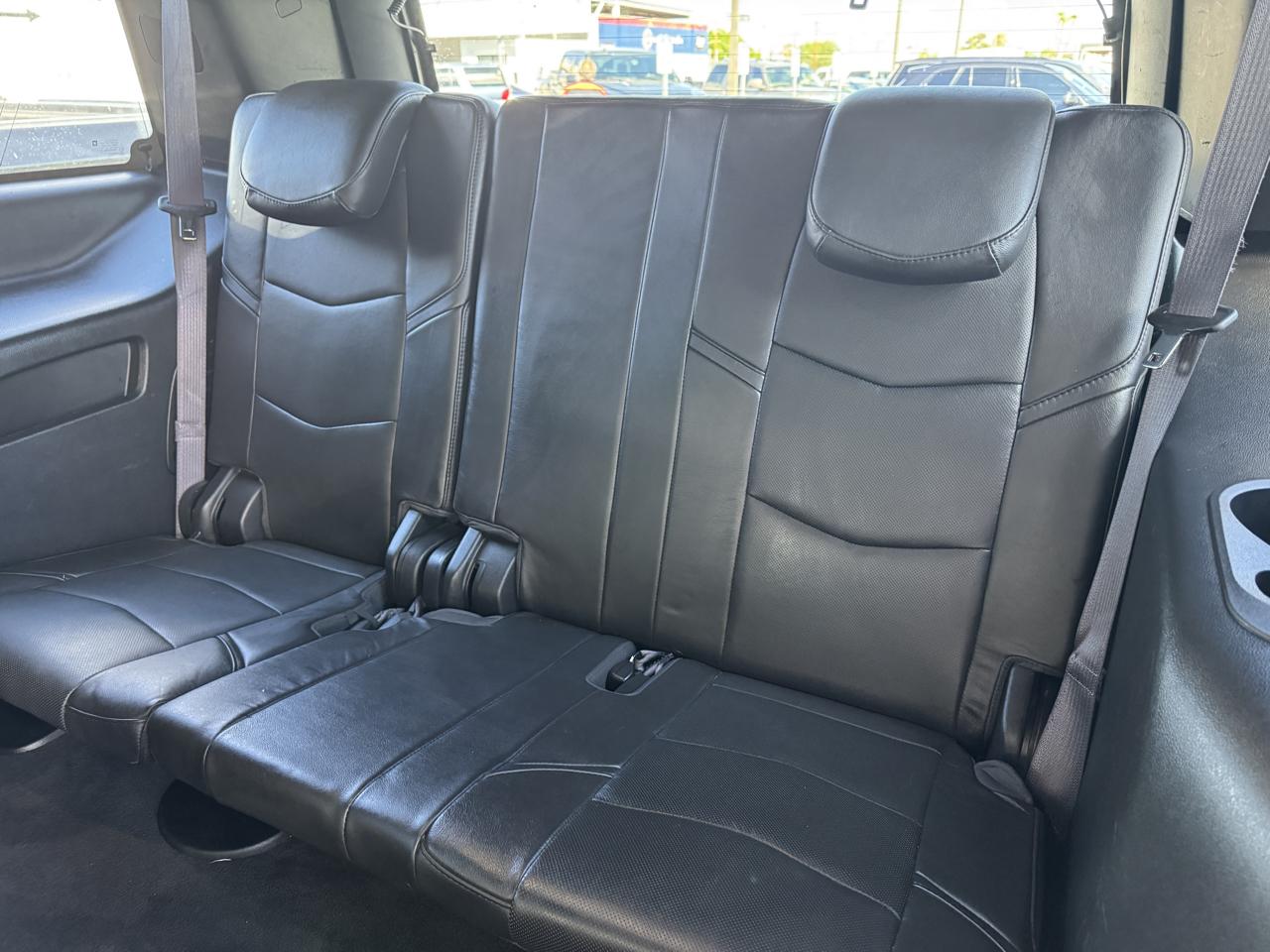 Cadillac Escalade 4WD 4dr Platinum 2016