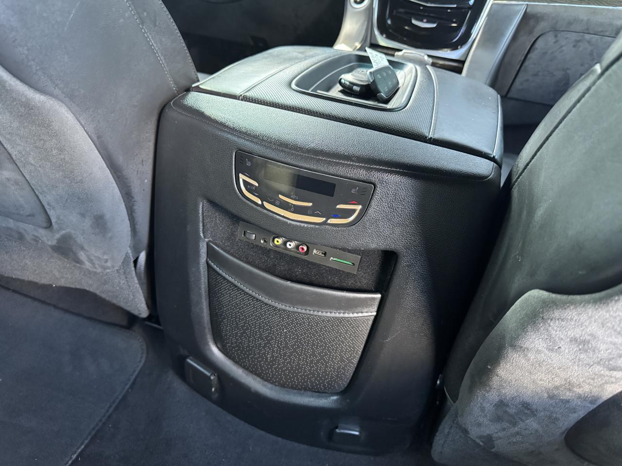 Cadillac Escalade 4WD 4dr Platinum 2016