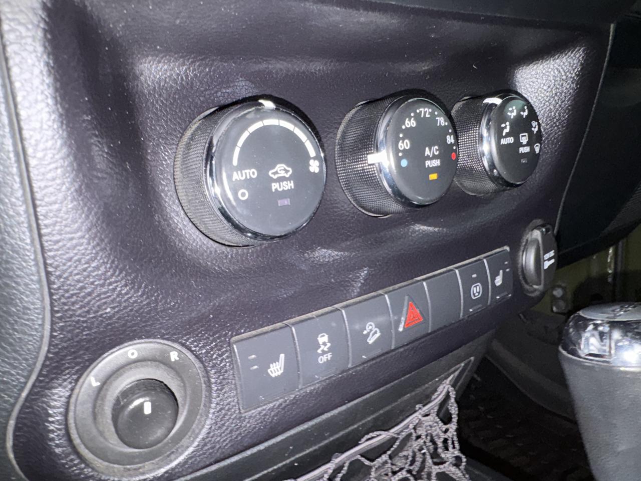 Jeep Wrangler Unlimited 4WD 4dr 75th Anniversary 2016