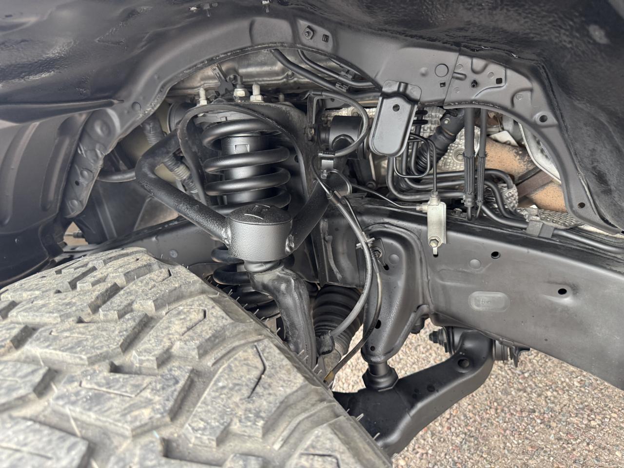 Toyota Tundra 4WD Truck CrewMax 4.6L V8 6-Spd AT SR5 (Natl) 2014