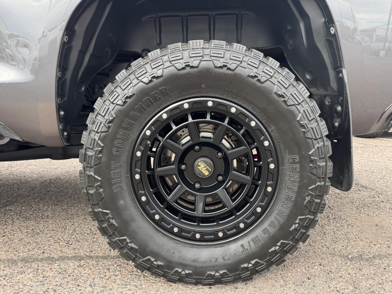 Toyota Tundra 4WD Truck CrewMax 4.6L V8 6-Spd AT SR5 (Natl) 2014