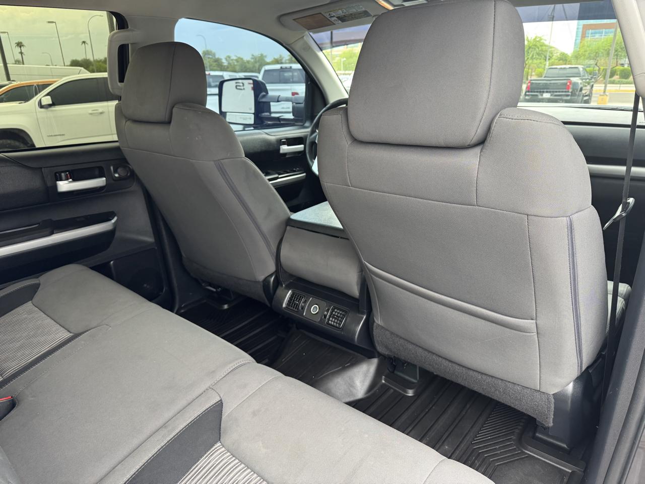 Toyota Tundra 4WD Truck CrewMax 4.6L V8 6-Spd AT SR5 (Natl) 2014