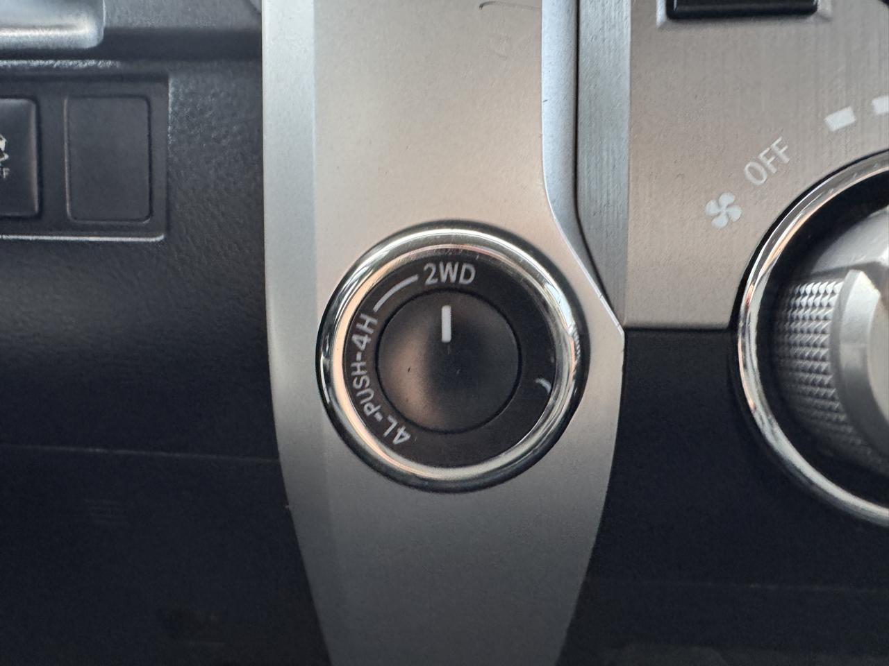 Toyota Tundra 4WD Truck CrewMax 4.6L V8 6-Spd AT SR5 (Natl) 2014
