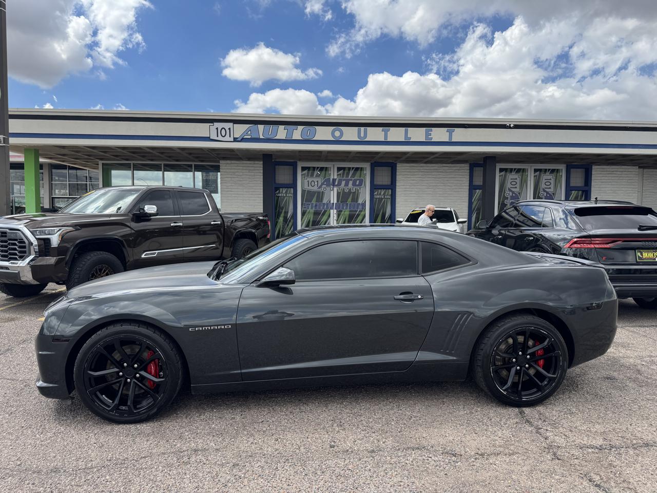 Chevrolet Camaro 2dr Cpe SS w/2SS 2013