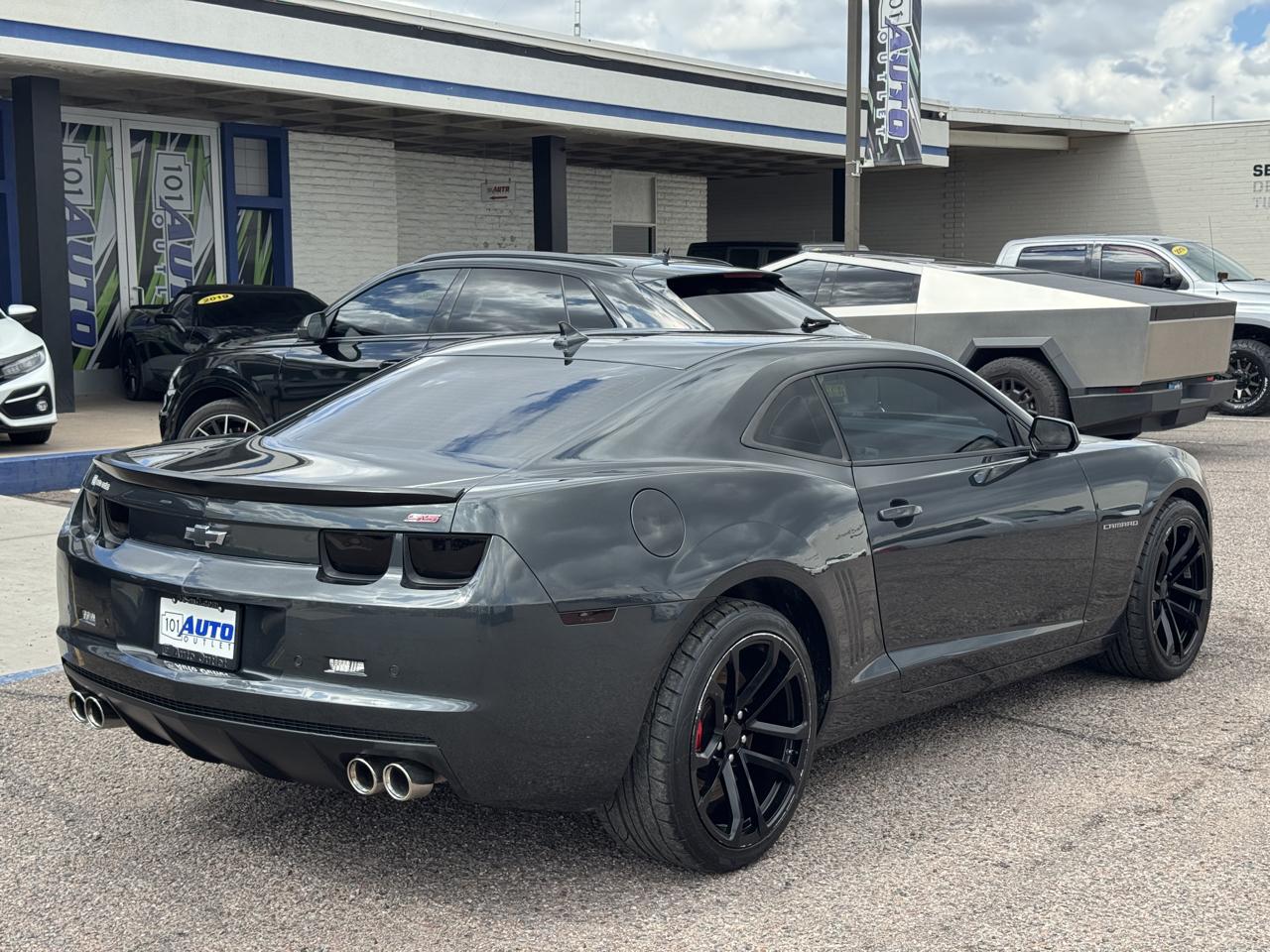 Chevrolet Camaro 2dr Cpe SS w/2SS 2013
