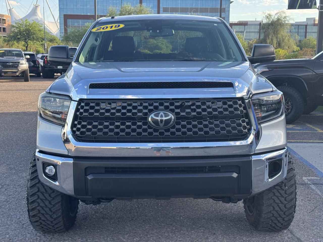 Toyota Tundra 2WD SR5 CrewMax 5.5' Bed 5.7L (Natl) 2019