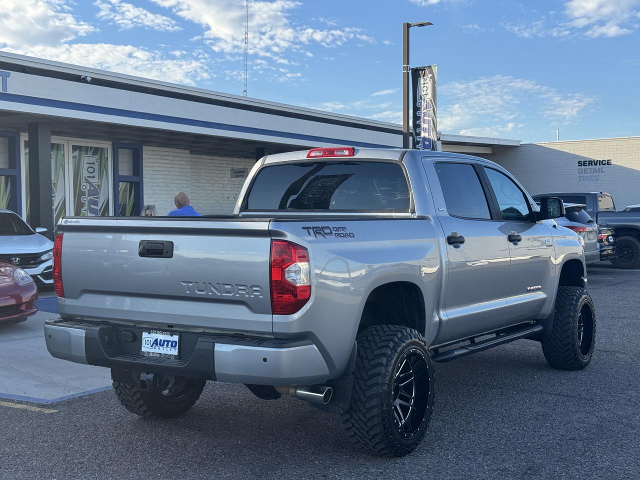 Toyota Tundra 2WD SR5 CrewMax 5.5' Bed 5.7L (Natl) 2019