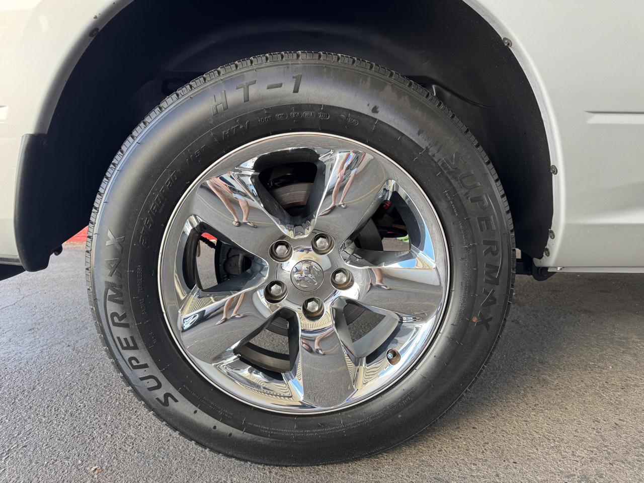 RAM 1500 2WD Reg Cab 120.5" Tradesman 2015