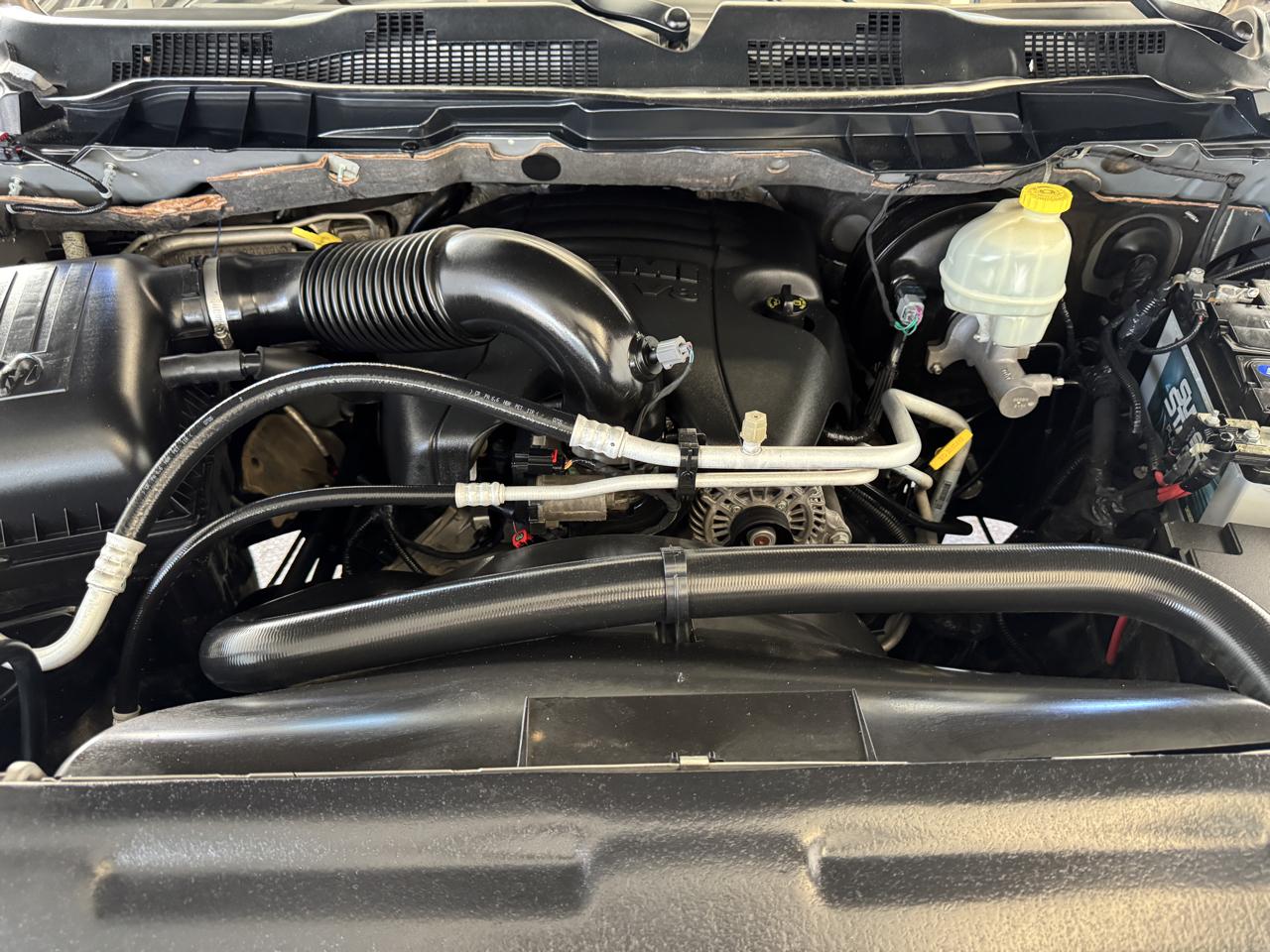 RAM 1500 2WD Reg Cab 120.5" Tradesman 2015
