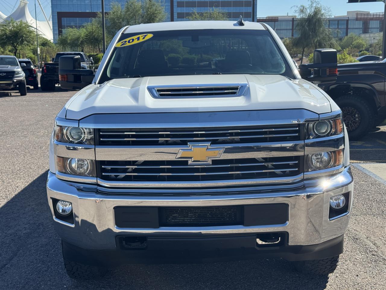 Chevrolet Silverado 2500HD 4WD Crew Cab 167.7" LT 2017