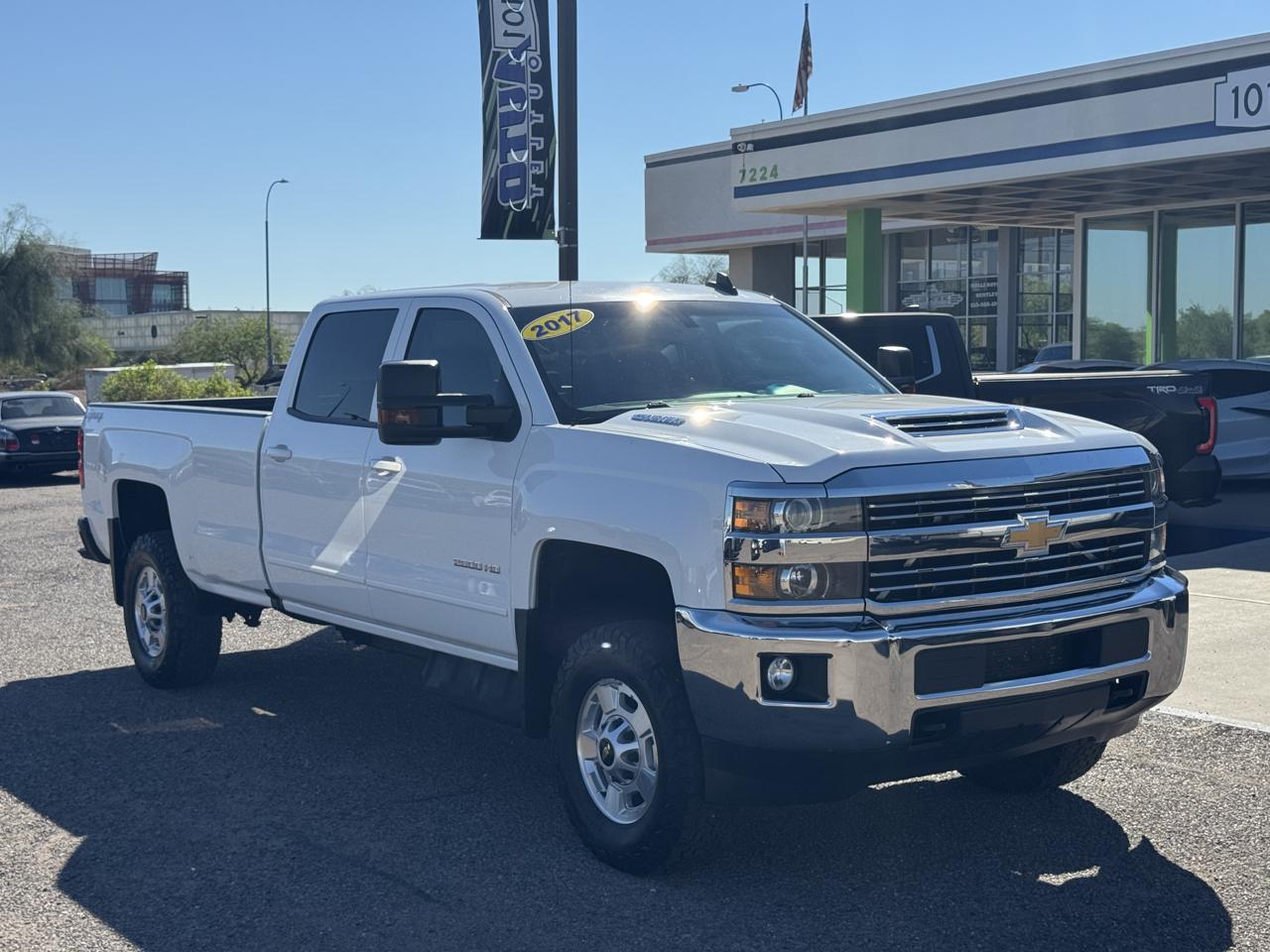 Chevrolet Silverado 2500HD 4WD Crew Cab 167.7" LT 2017