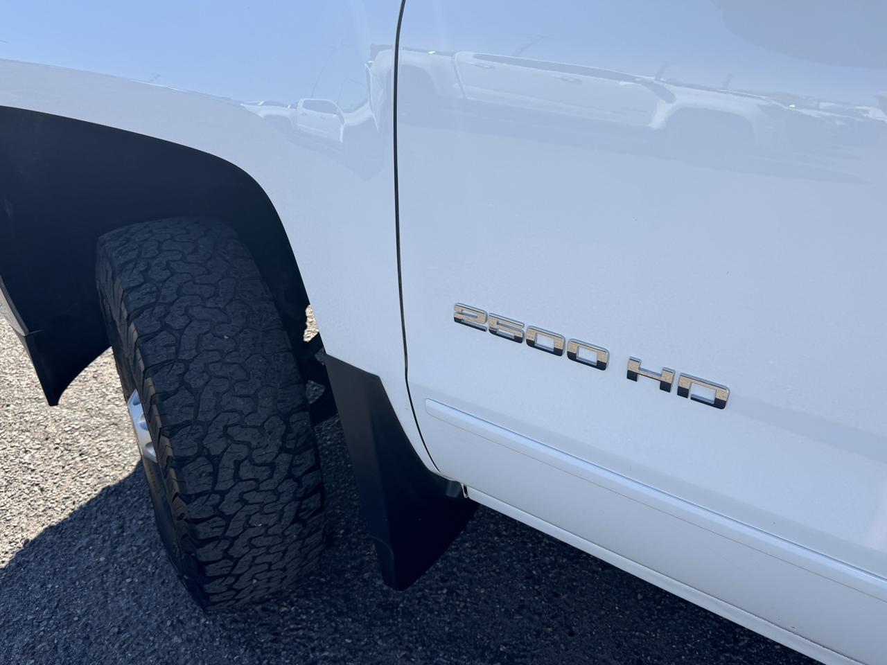 Chevrolet Silverado 2500HD 4WD Crew Cab 167.7" LT 2017