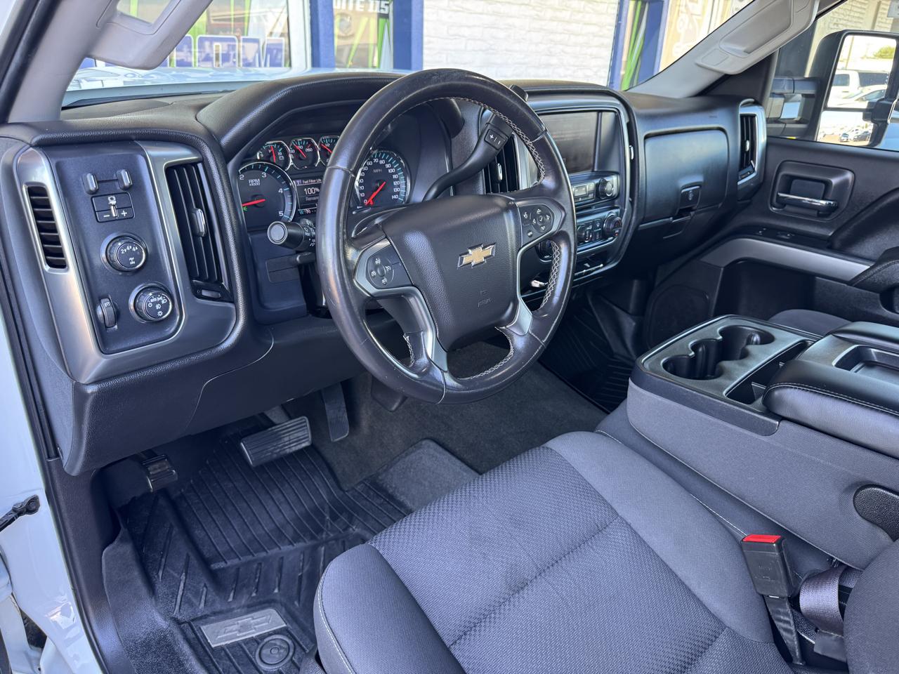 Chevrolet Silverado 2500HD 4WD Crew Cab 167.7" LT 2017