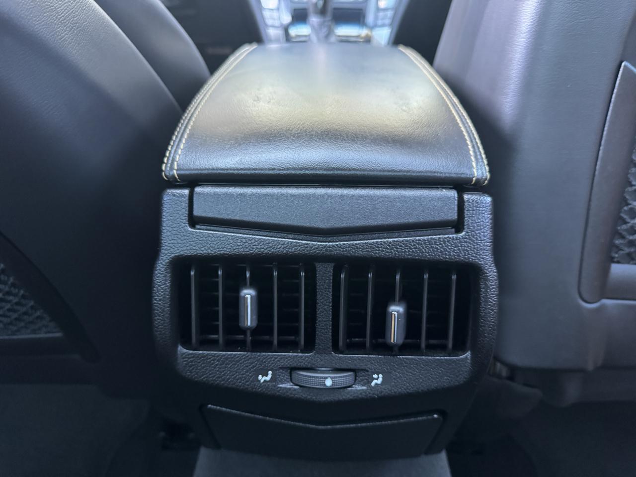 Cadillac CTS-V Coupe 2dr Cpe 2012