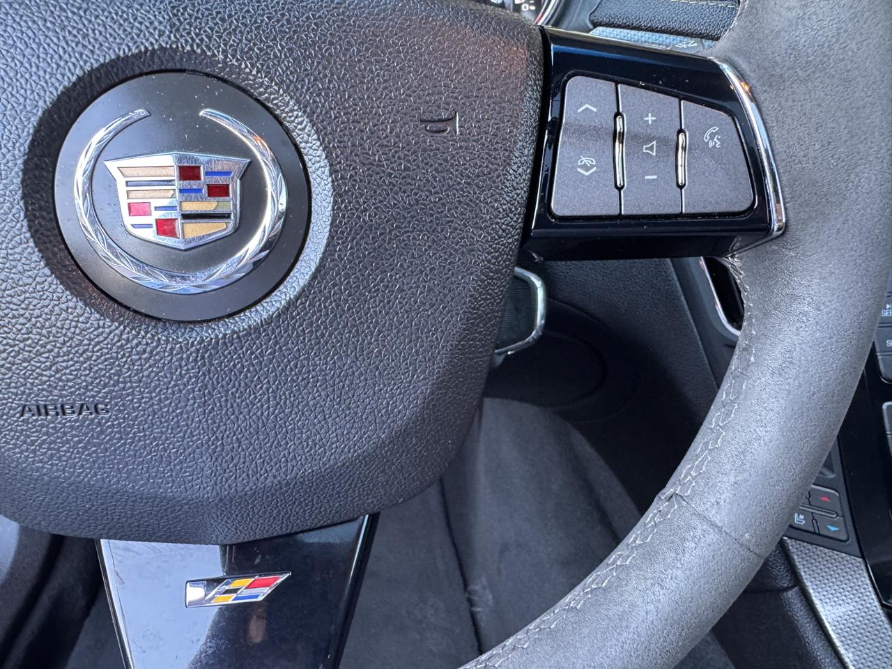 Cadillac CTS-V Coupe 2dr Cpe 2012